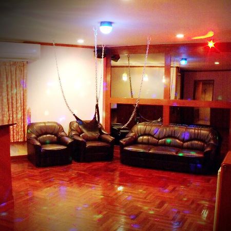 Bbb Inn Bangkok Kültér fotó