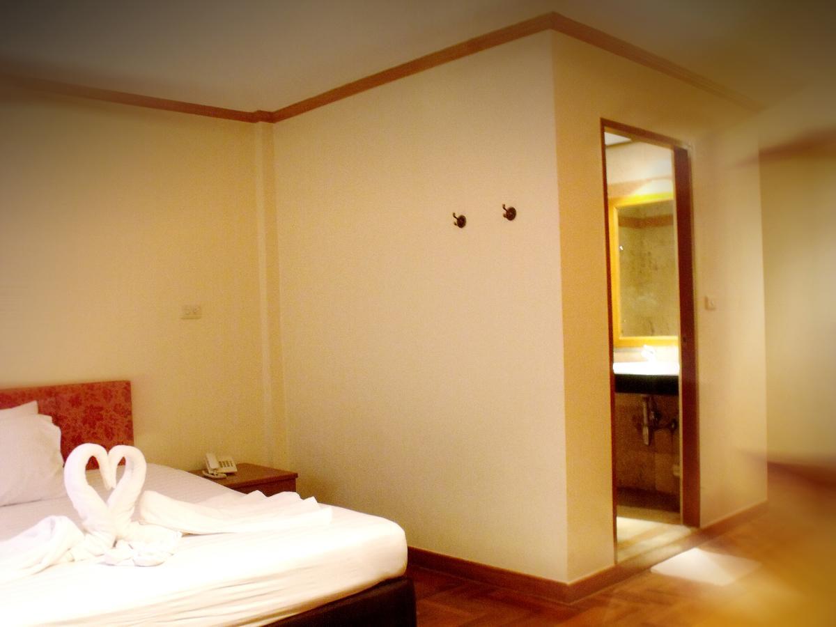 Bbb Inn Bangkok Szoba fotó